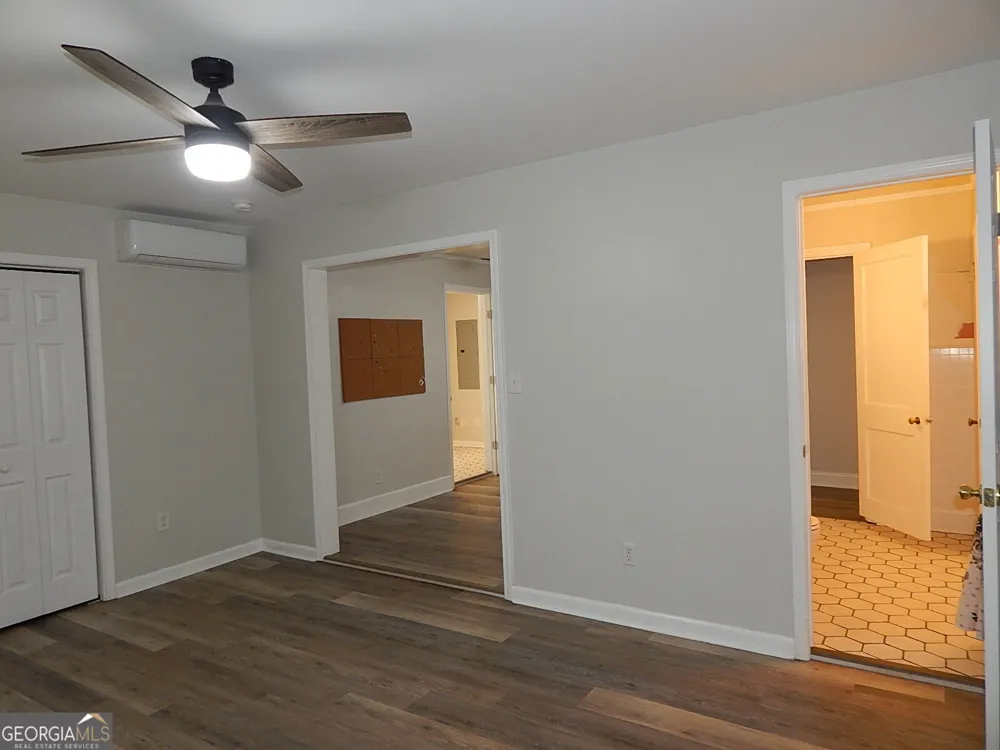 201 Vinson ST Byron, GA 31008