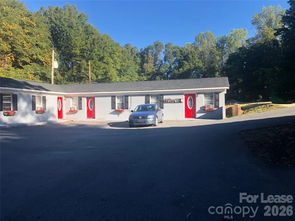 1045 Cleveland Avenue Gastonia, NC 28052