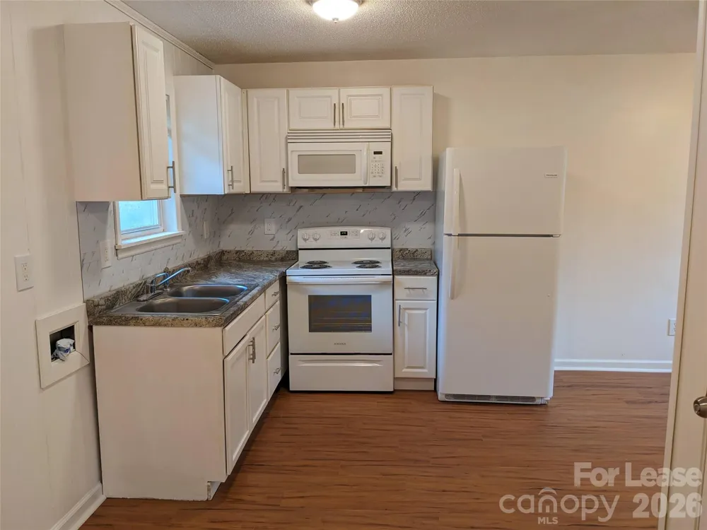 1045 Cleveland Avenue Gastonia, NC 28052