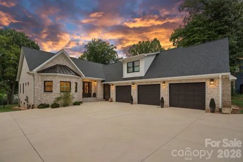 160 Malibu Road