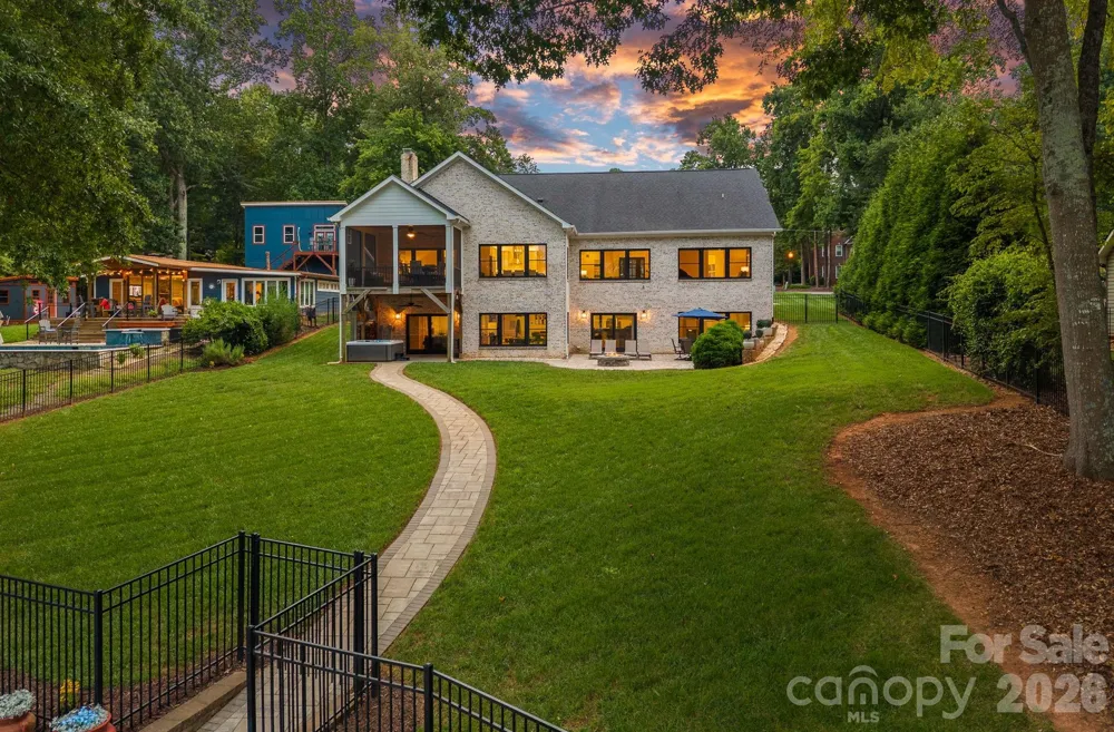 160 Malibu Road Mooresville, NC 28117