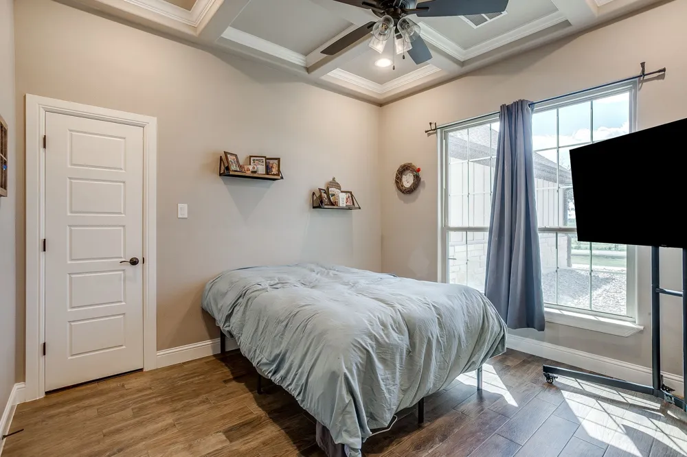 8032 County Road 1006 Godley, TX 76044