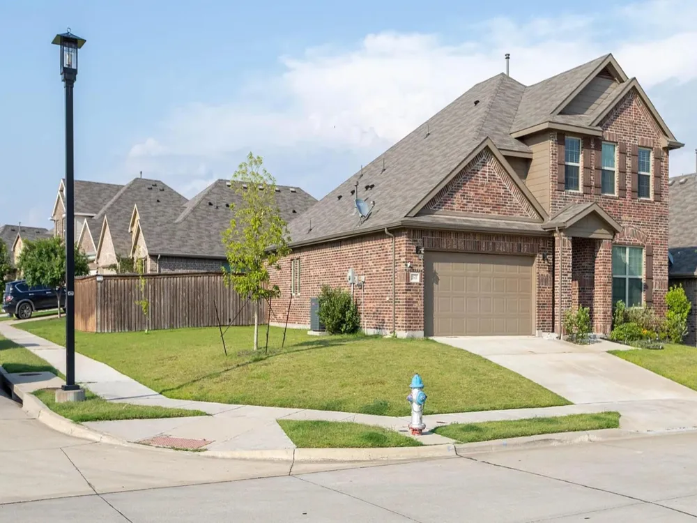 2601 Sun Creek Drive Little Elm, TX 75066