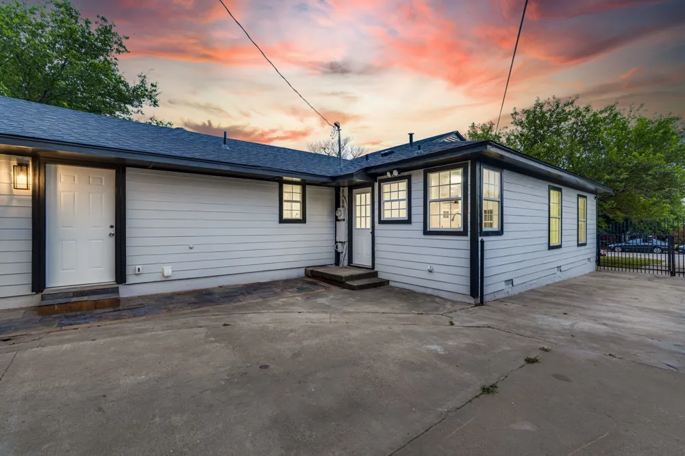 4728 Houghton Avenue Fort Worth, TX 76107