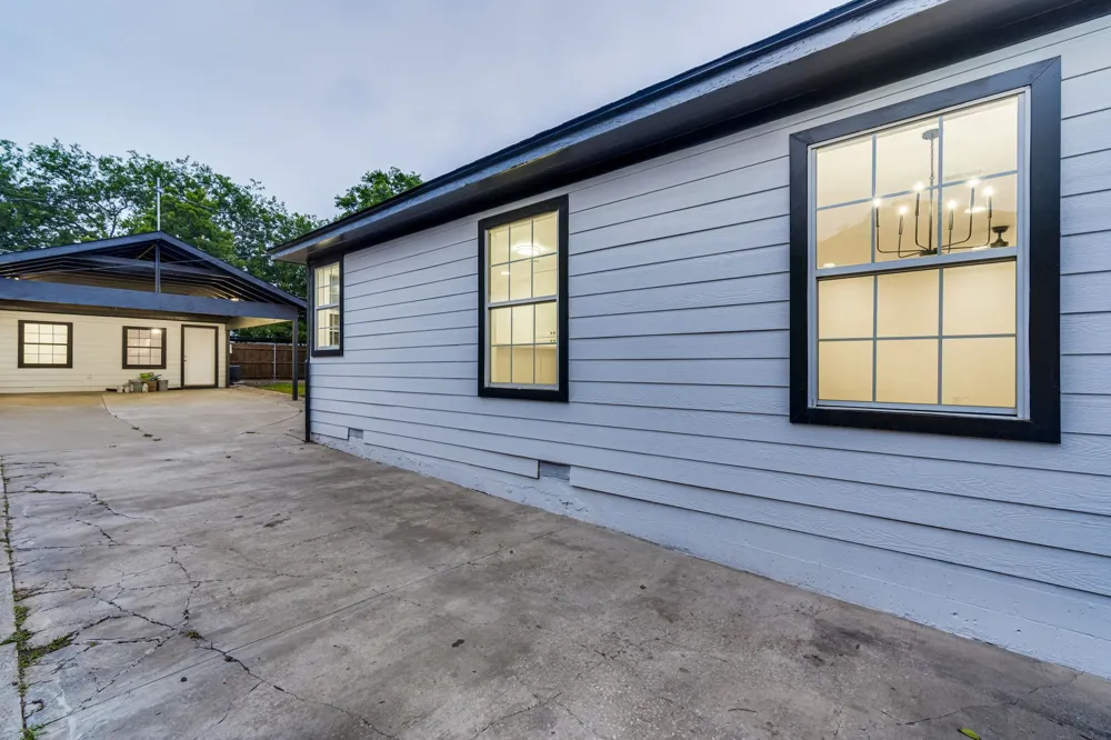 4728 Houghton Avenue Fort Worth, TX 76107