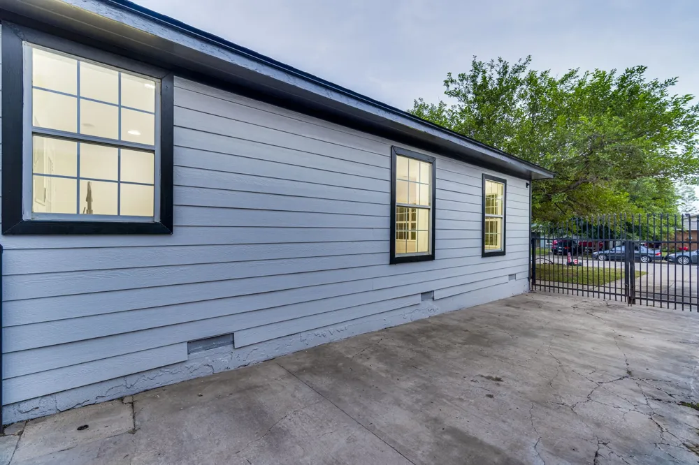 4728 Houghton Avenue Fort Worth, TX 76107