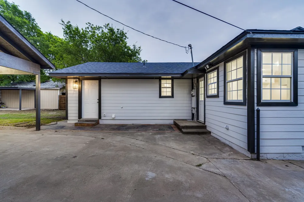 4728 Houghton Avenue Fort Worth, TX 76107