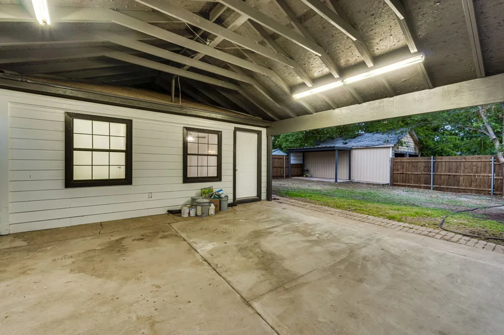 4728 Houghton Avenue Fort Worth, TX 76107