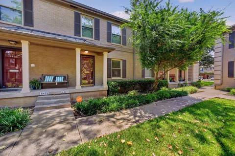 6435 Oriole Drive #6435
