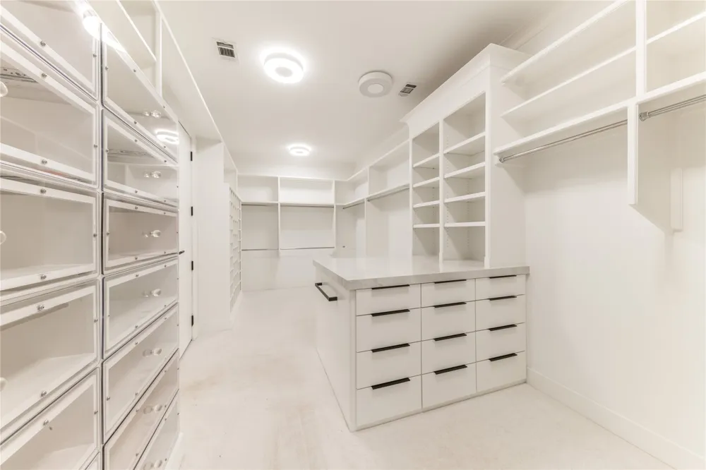 2420 Lincoln Drive Arlington, TX 76006