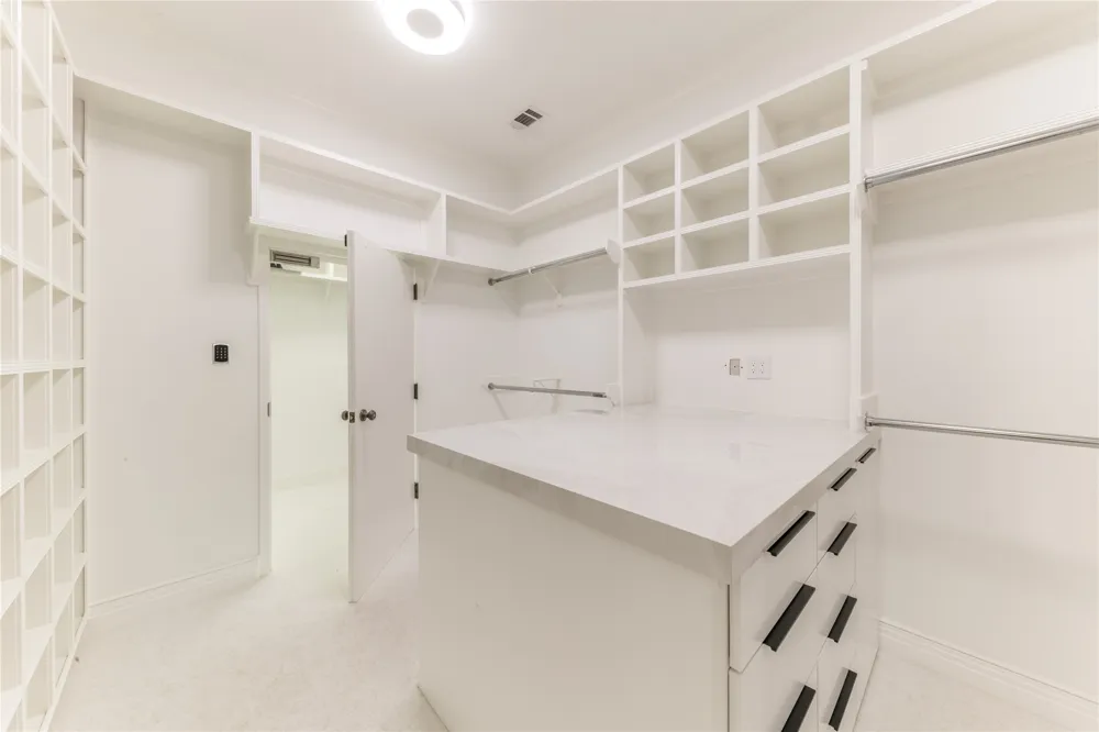 2420 Lincoln Drive Arlington, TX 76006