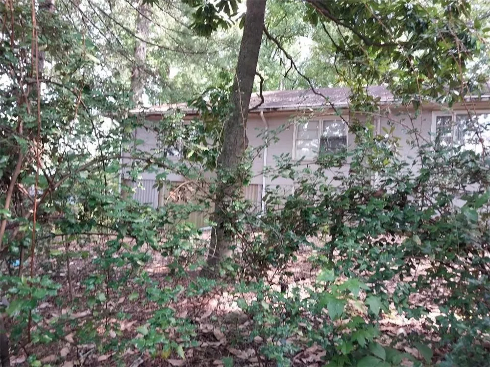 2672 Roswell Road Marietta, GA 30062