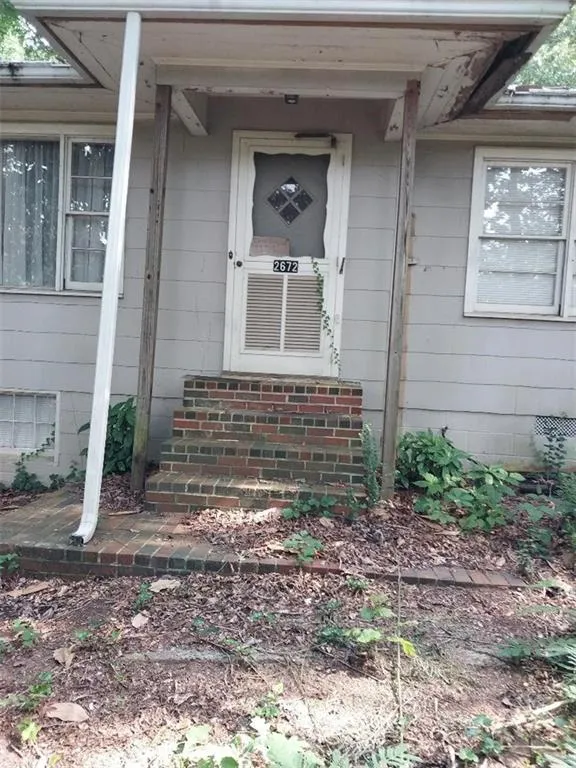 2672 Roswell Road Marietta, GA 30062