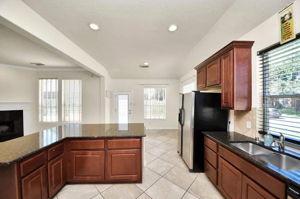 13935 Charterhouse Way Sugar Land, TX 77498