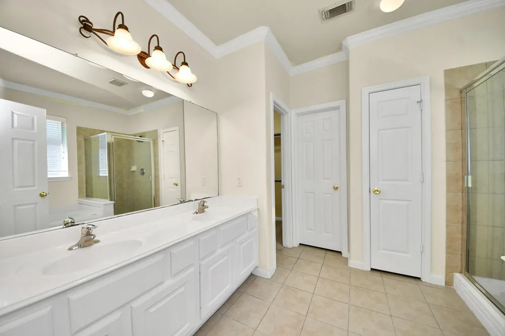 13935 Charterhouse Way Sugar Land, TX 77498