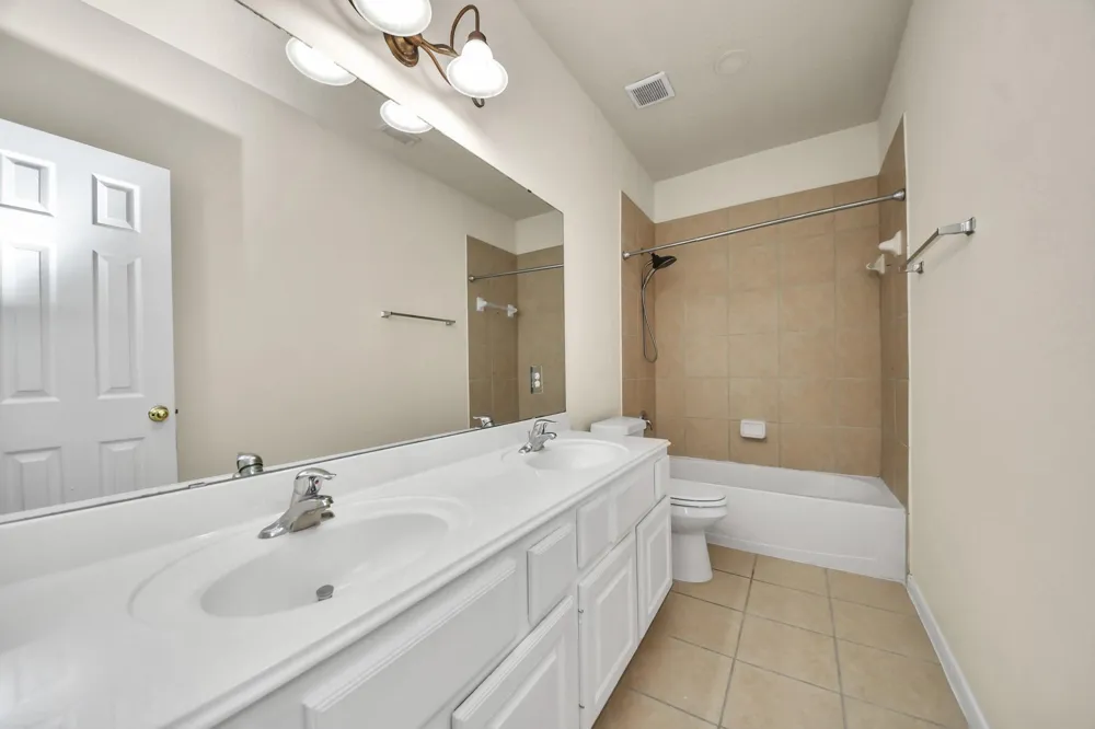 13935 Charterhouse Way Sugar Land, TX 77498