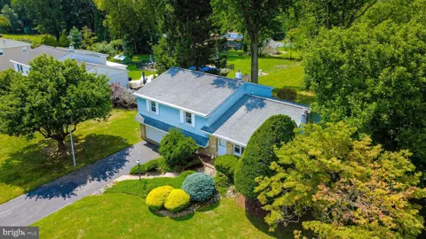 250 STRATFORD DRIVE