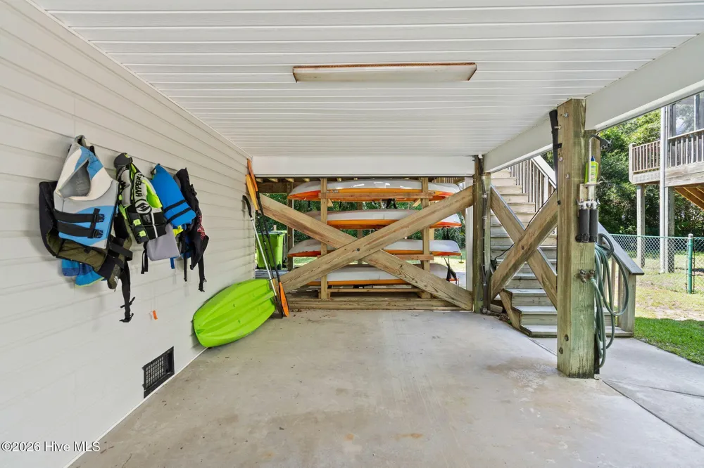 8 Maritime Drive Surf City, NC 28445