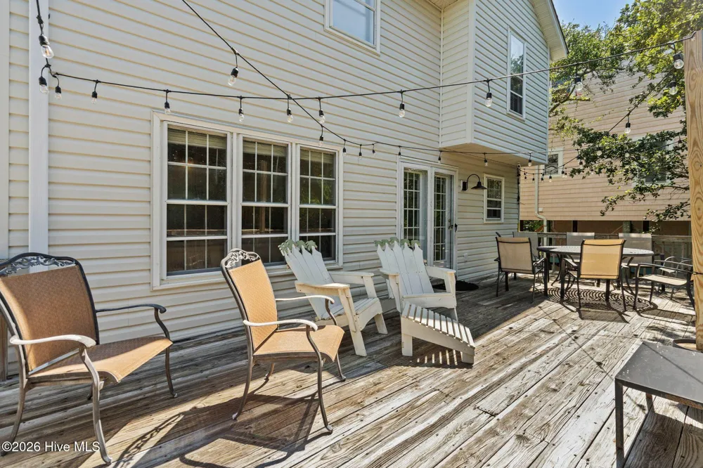 8 Maritime Drive Surf City, NC 28445