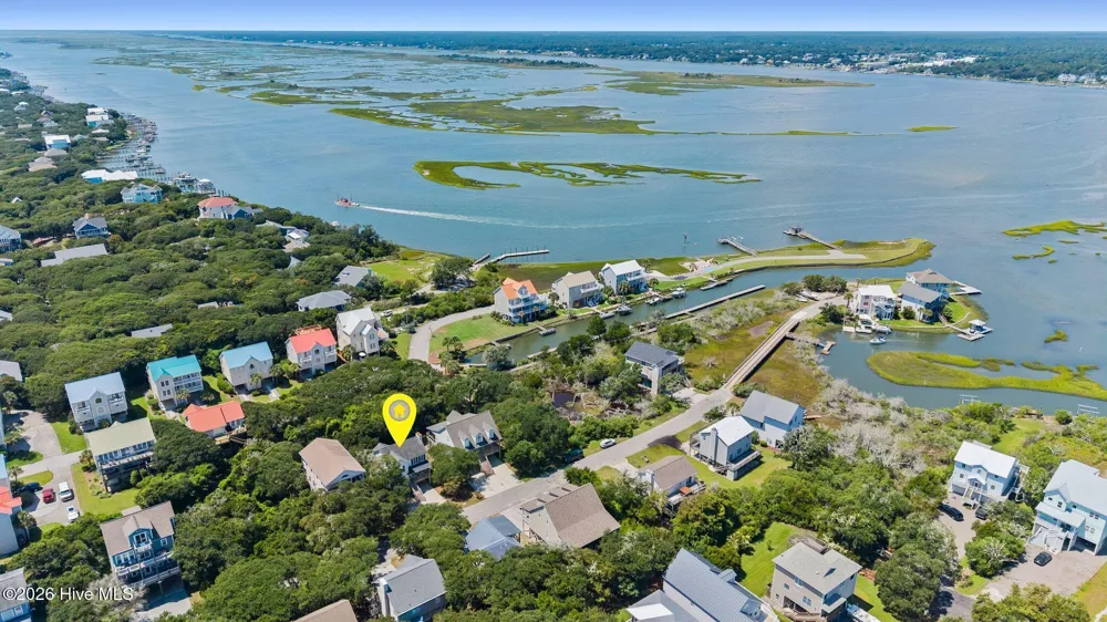 8 Maritime Drive Surf City, NC 28445