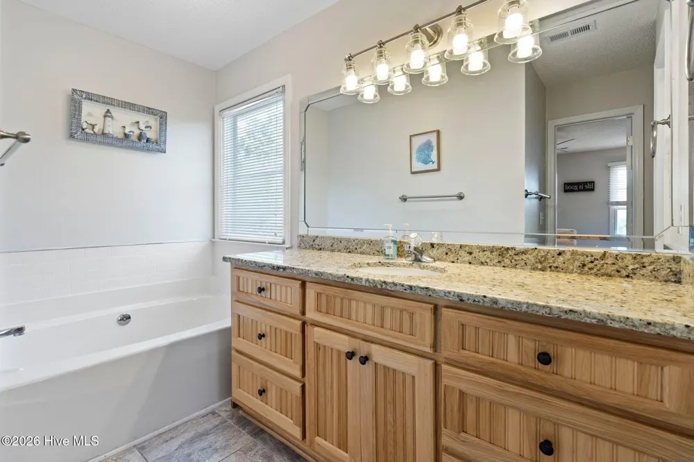 8 Maritime Drive Surf City, NC 28445