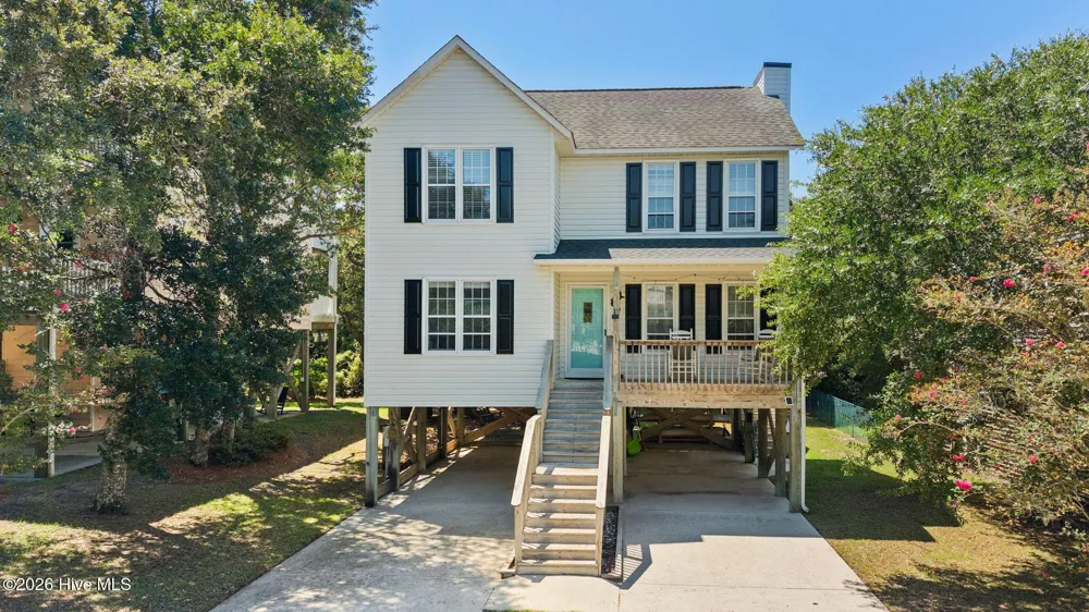 8 Maritime Drive Surf City, NC 28445