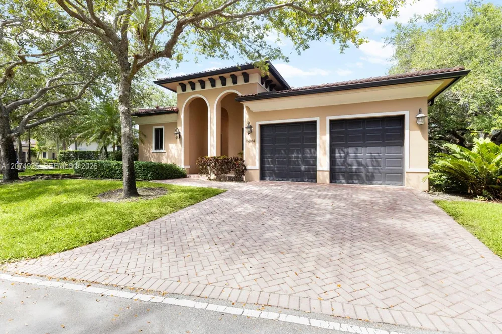 11404 Four Fillies Rd Pinecrest, FL 33156