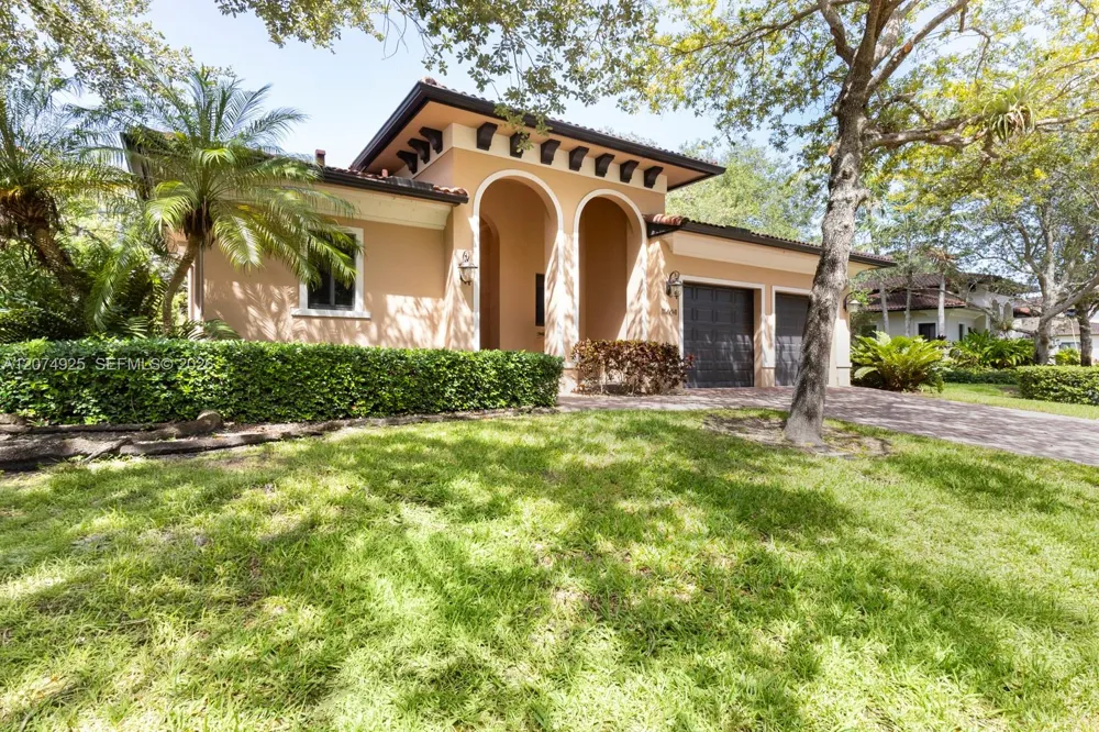 11404 Four Fillies Rd Pinecrest, FL 33156