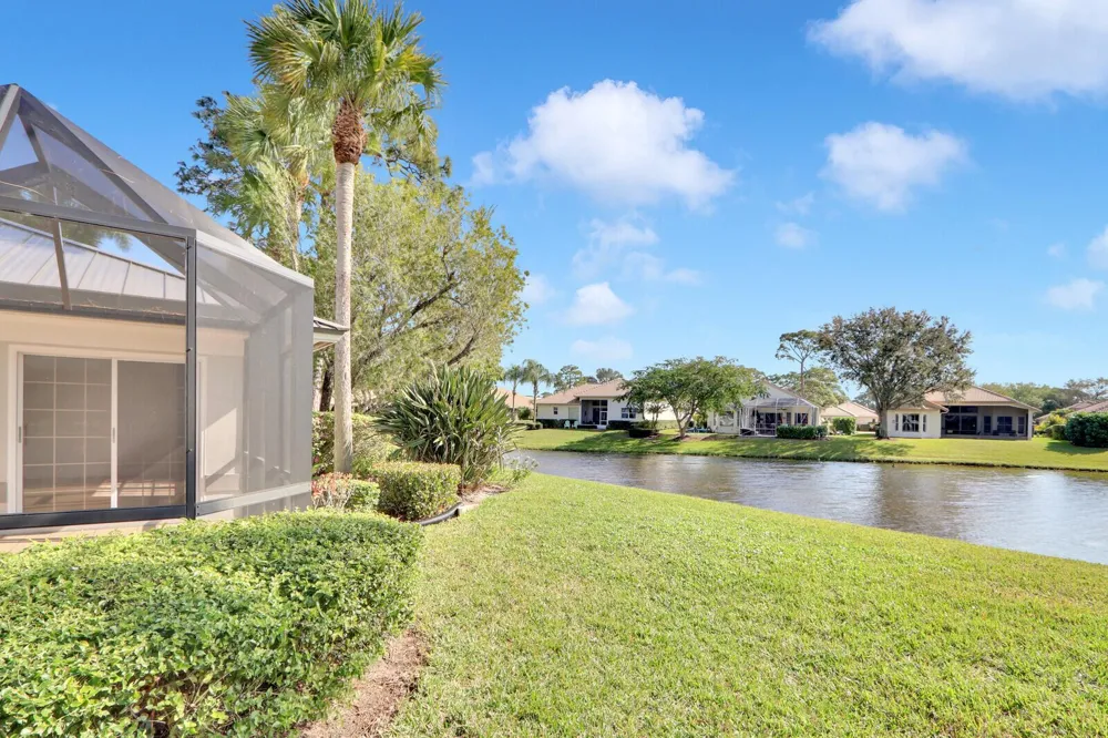 7340 Pine Creek Way Port St. Lucie, FL 34986