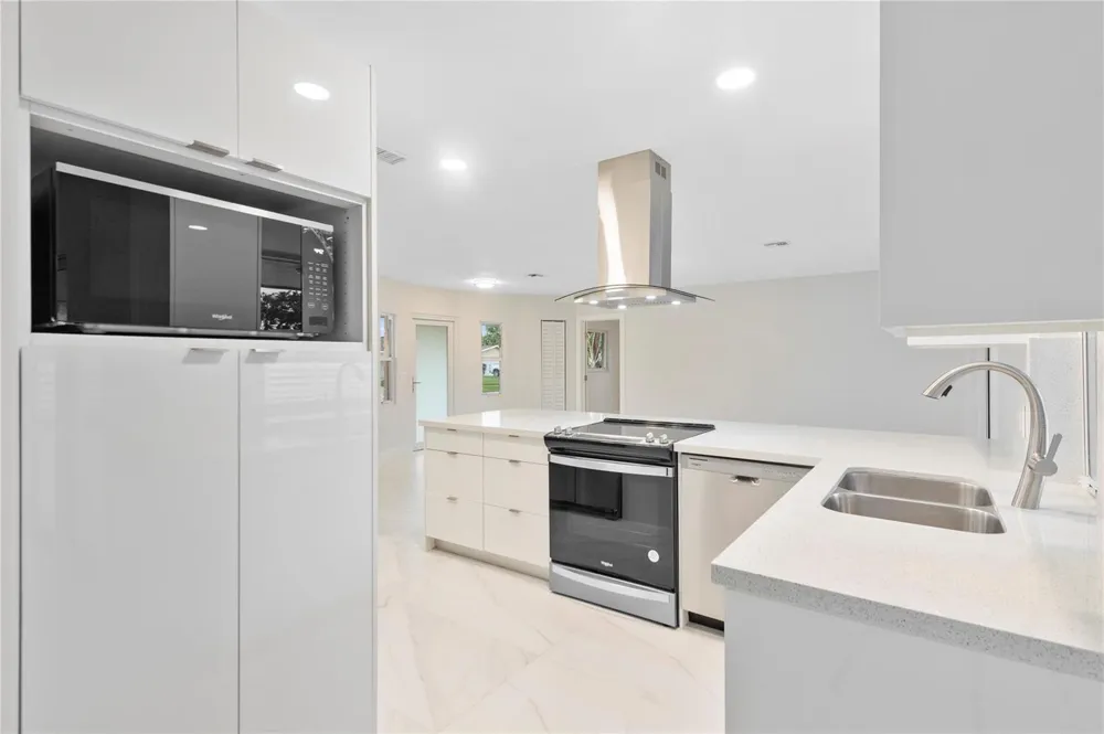 4490 NW 8TH STREET Coconut Creek, FL 33066