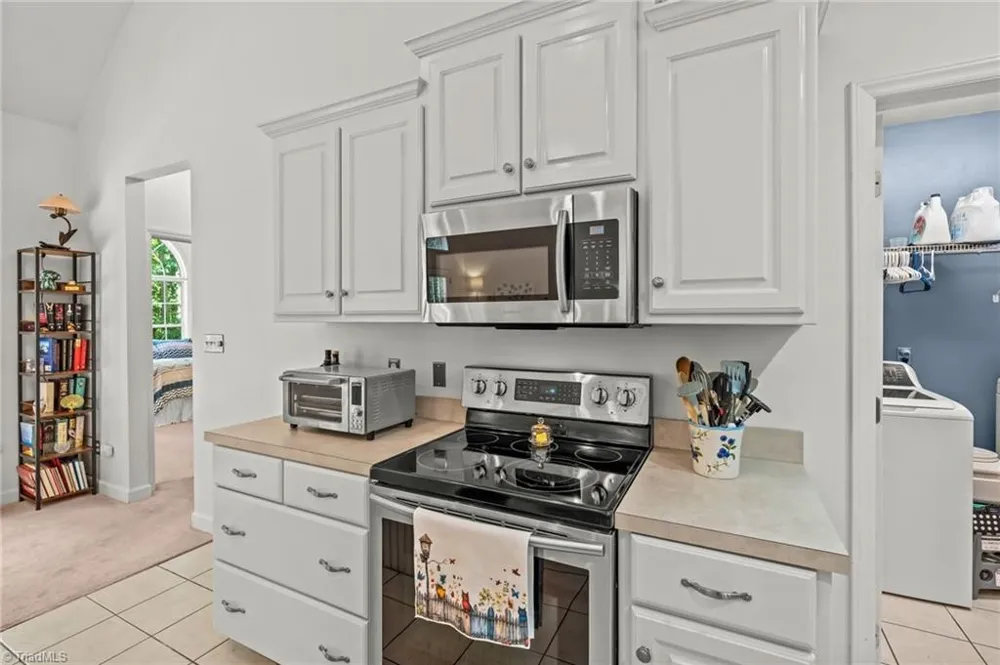 7702 Perthshire Drive Oak Ridge, NC 27310