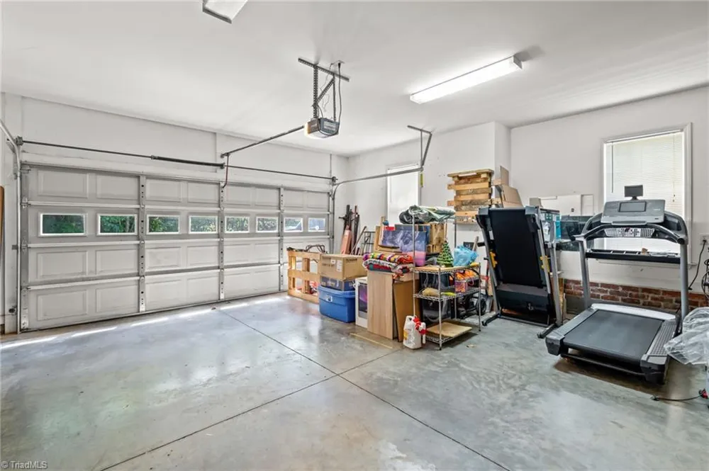 7702 Perthshire Drive Oak Ridge, NC 27310