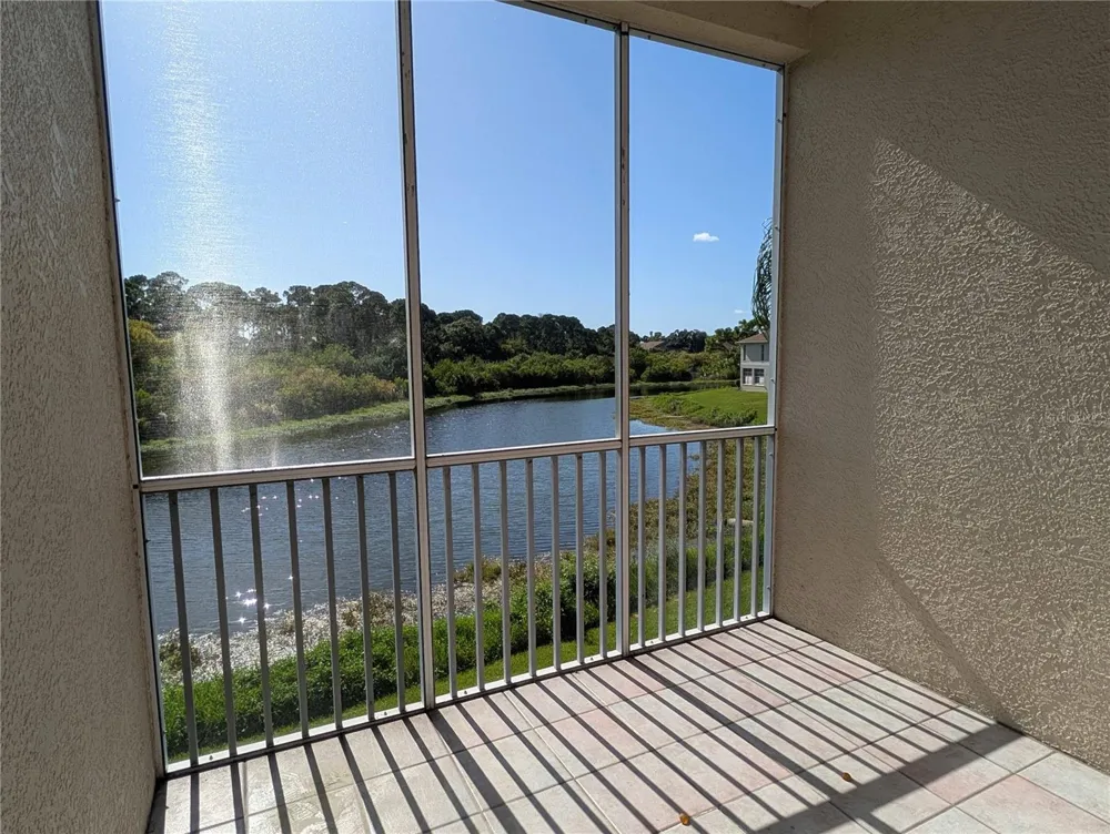 8390 WINGATE DRIVE #525 Sarasota, FL 34238