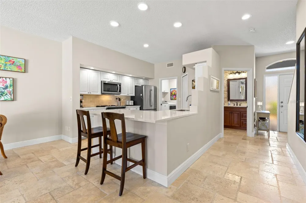 216 HEMINGWAY DRIVE Oldsmar, FL 34677