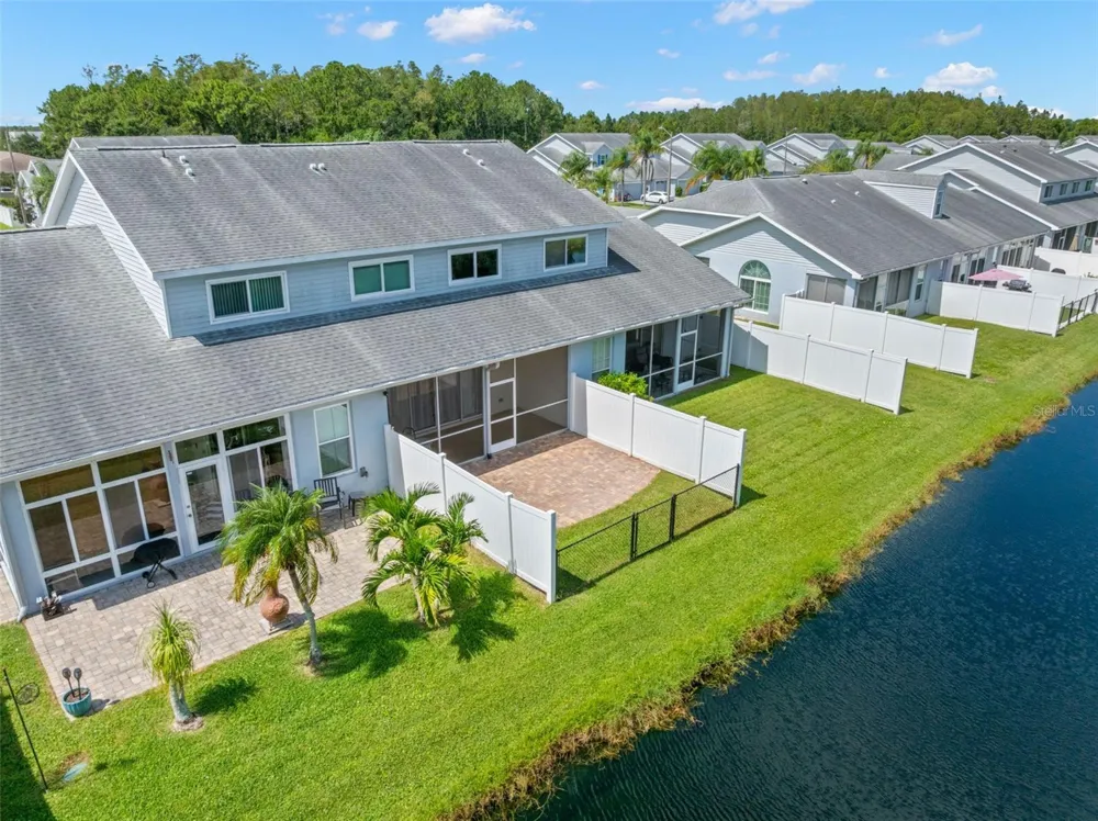 216 HEMINGWAY DRIVE Oldsmar, FL 34677