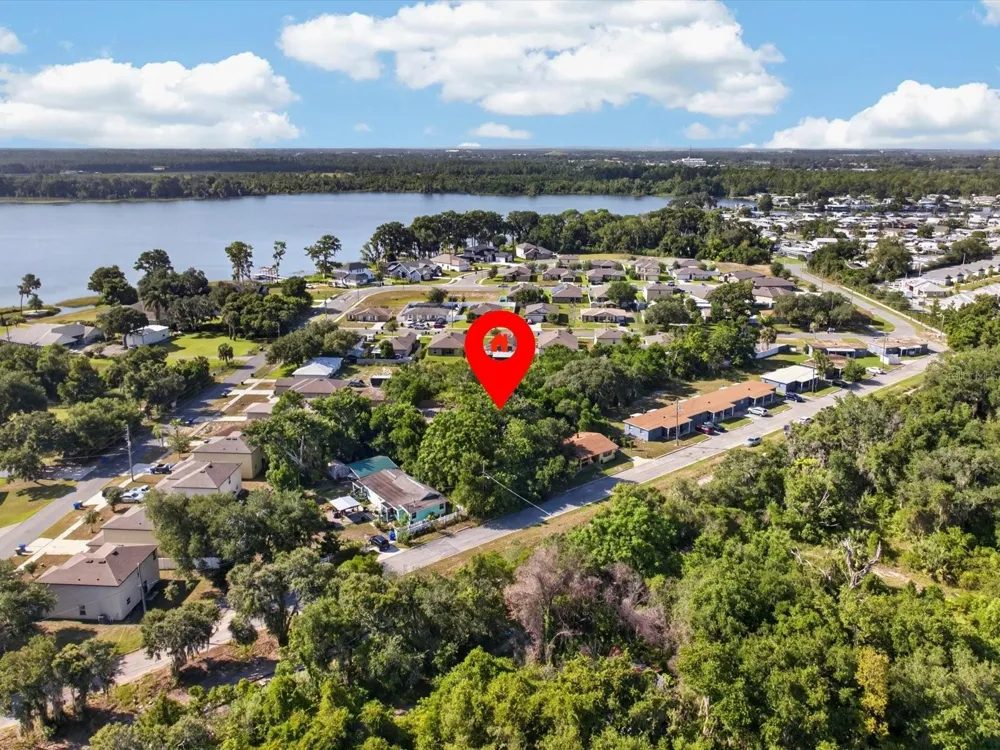 HIBISCUS COURT Tavares, FL 32778