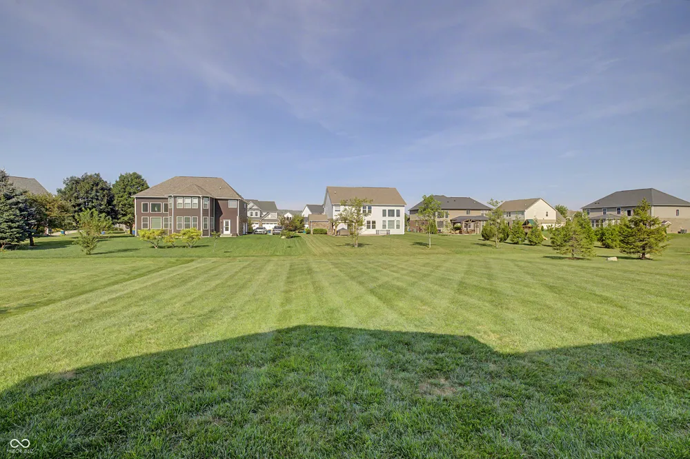 15002 Cantor Chase Crossing Fishers, IN 46040