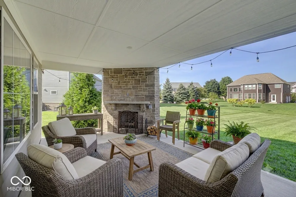 15002 Cantor Chase Crossing Fishers, IN 46040