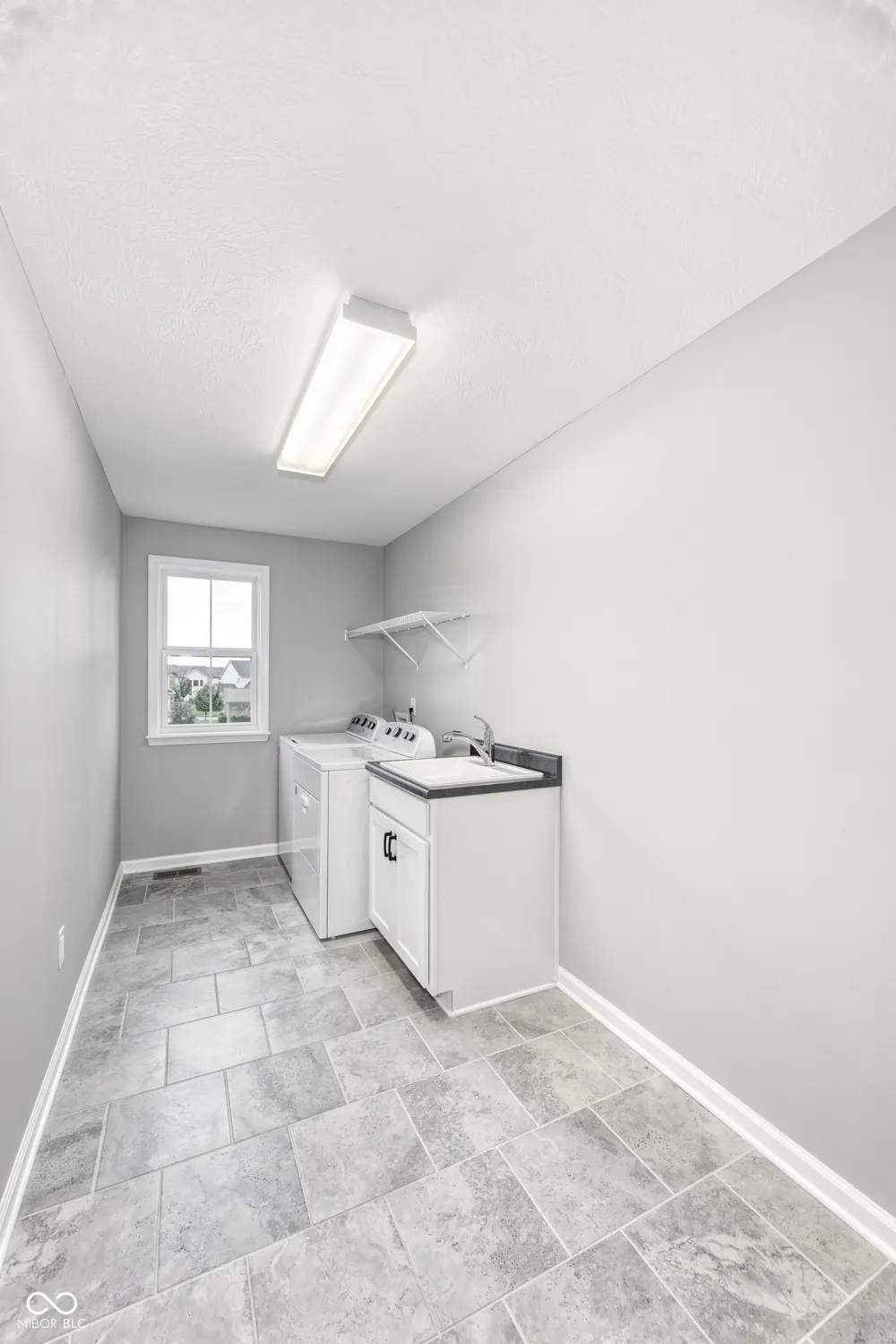 15002 Cantor Chase Crossing Fishers, IN 46040