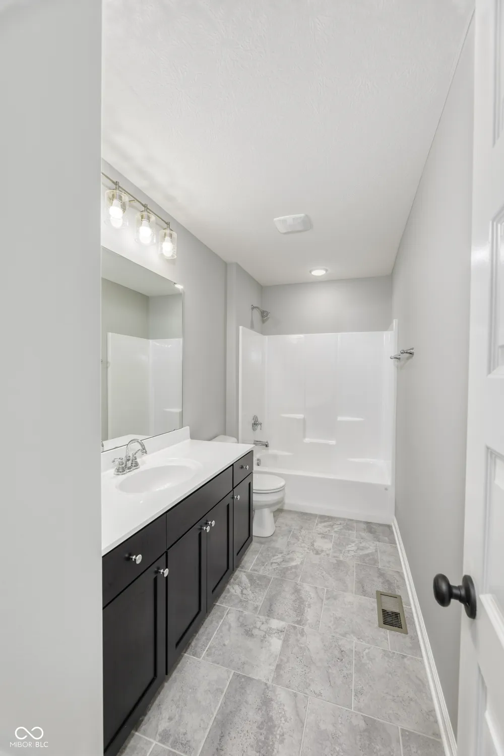 15002 Cantor Chase Crossing Fishers, IN 46040