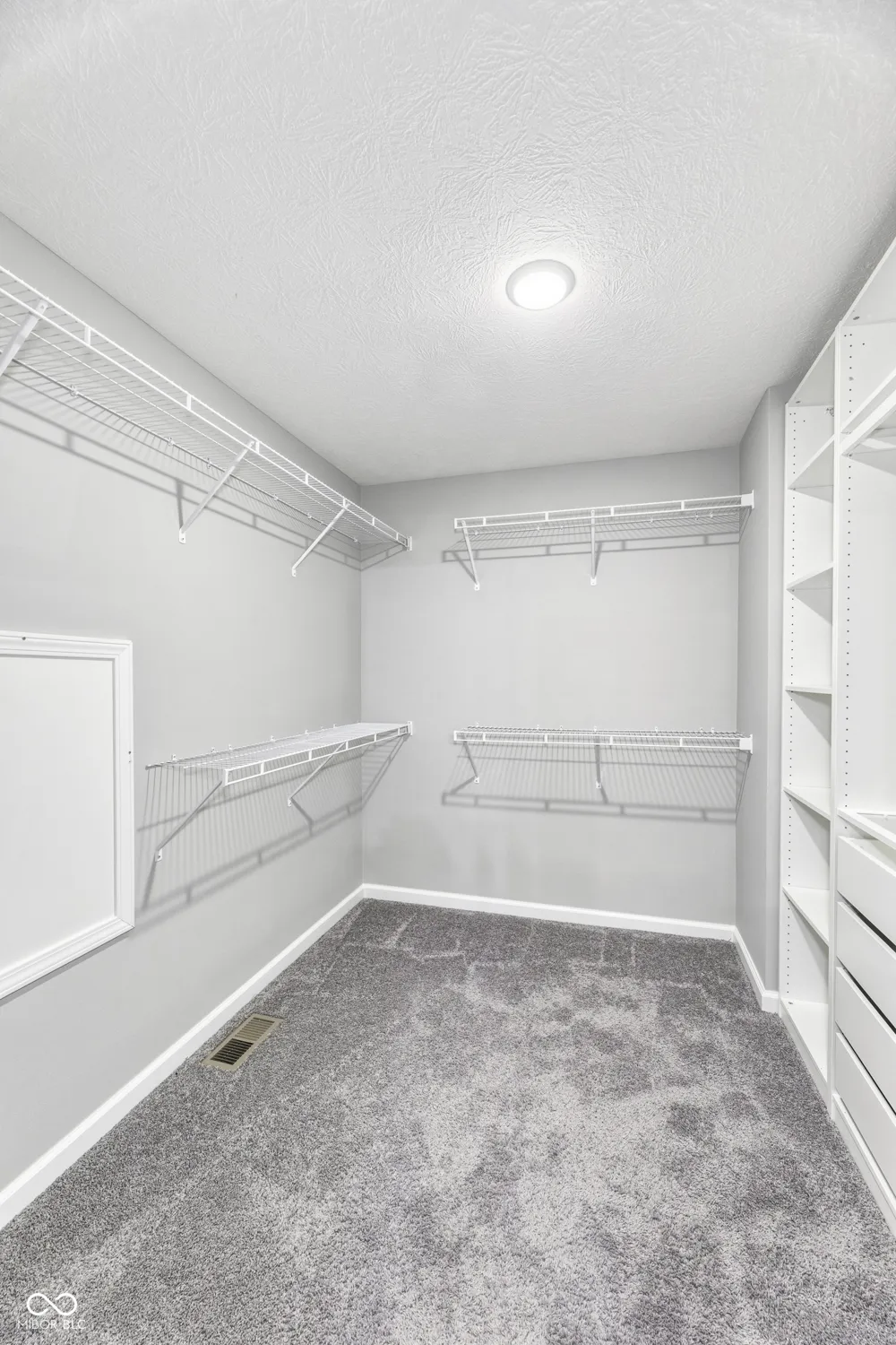 15002 Cantor Chase Crossing Fishers, IN 46040