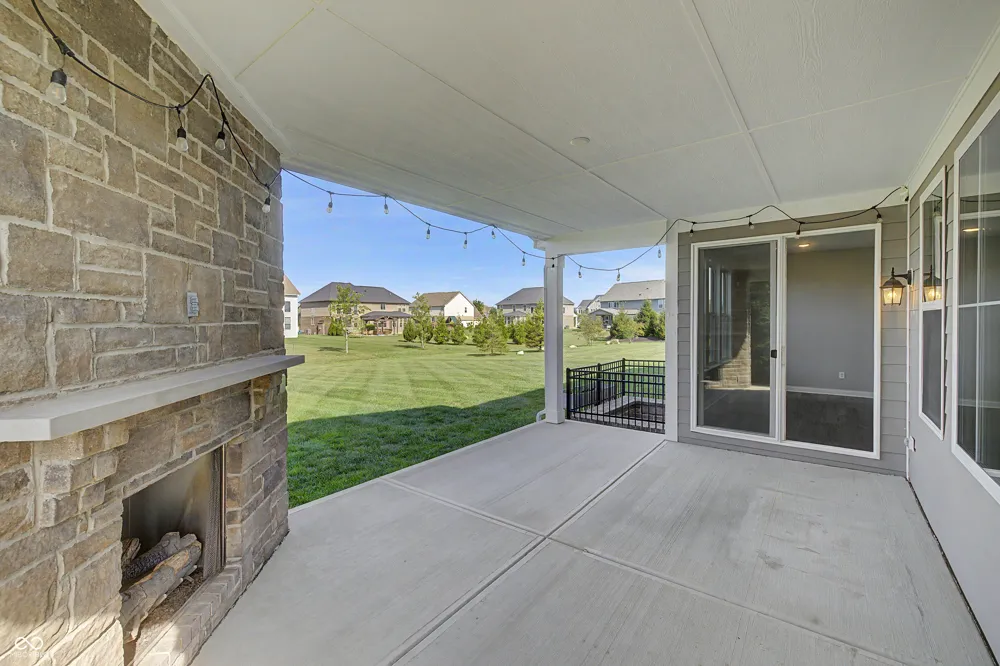 15002 Cantor Chase Crossing Fishers, IN 46040