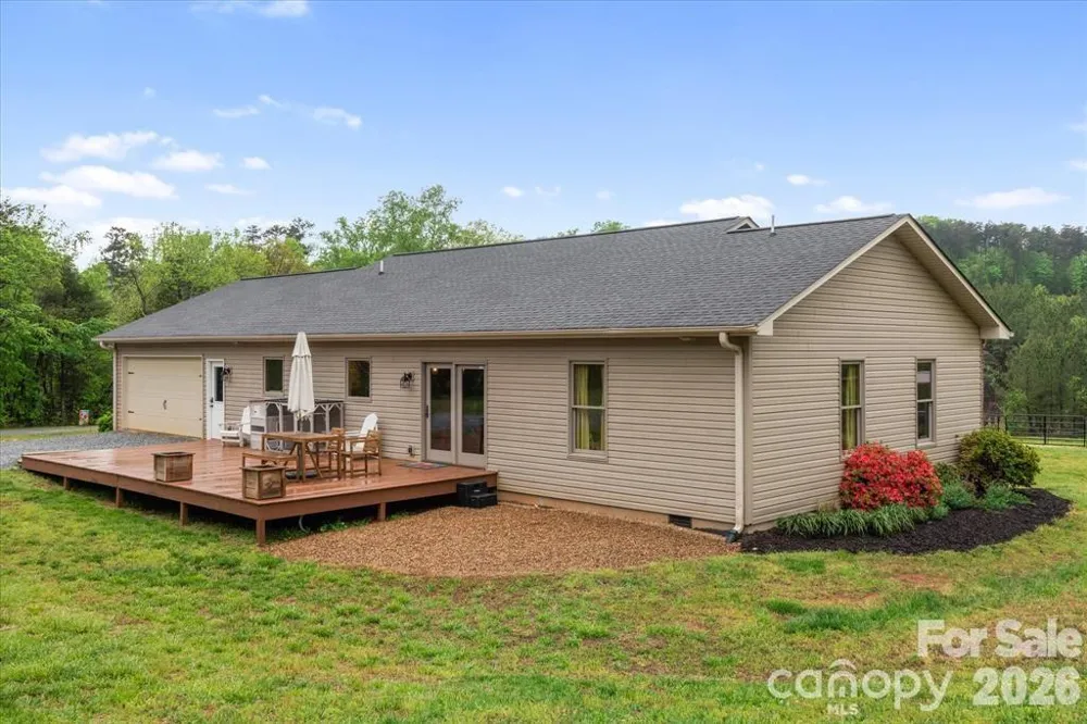 1091 Bill Collins Road Columbus, NC 28722
