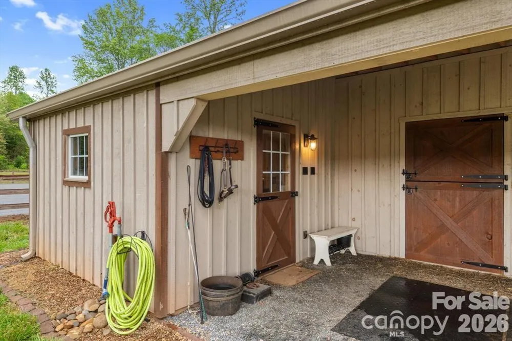 1091 Bill Collins Road Columbus, NC 28722