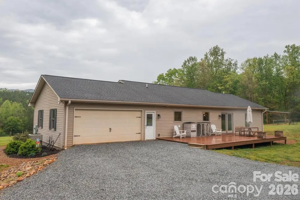 1091 Bill Collins Road Columbus, NC 28722