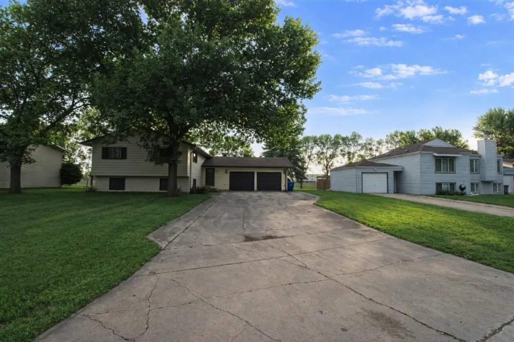 3115 Covent Garden Street S Moorhead, MN 56560