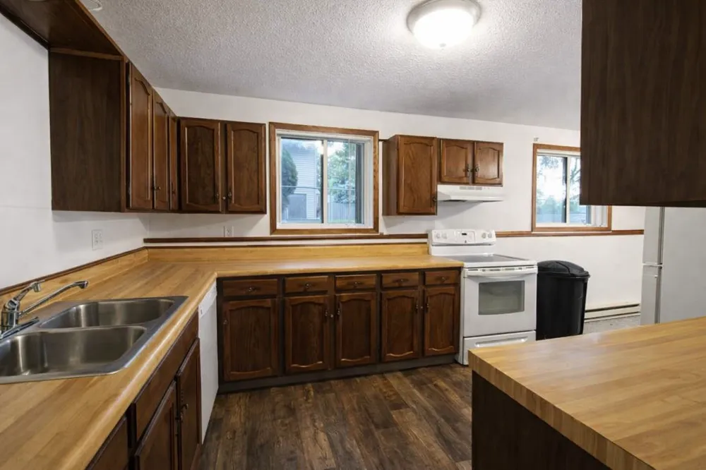 3115 Covent Garden Street S Moorhead, MN 56560