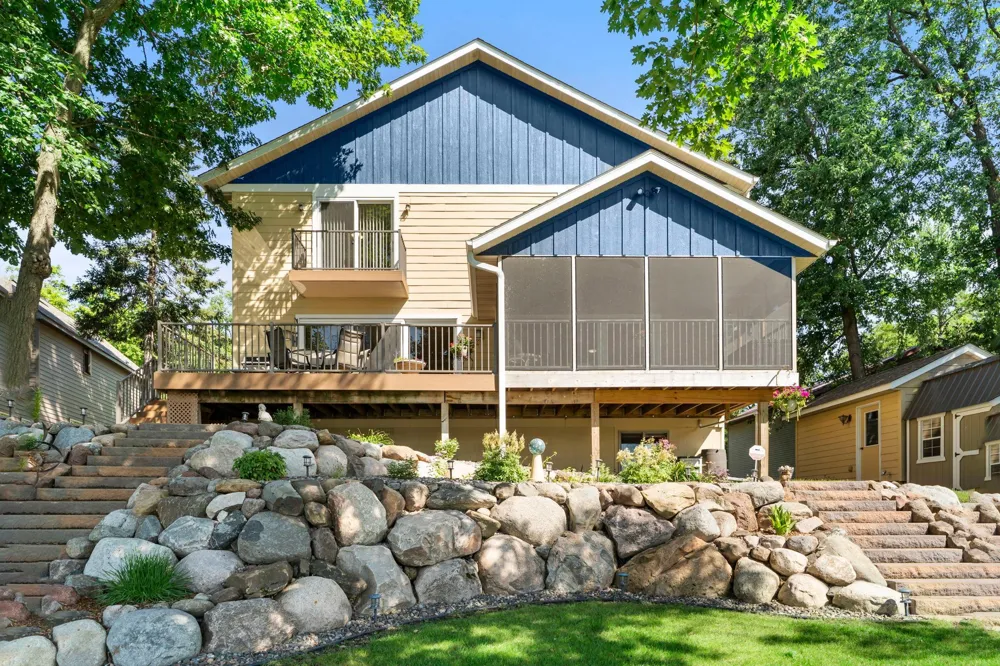 10022 Lake Mist Drive Pine City, MN 55030