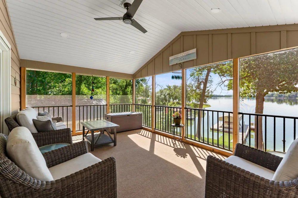 10022 Lake Mist Drive Pine City, MN 55030