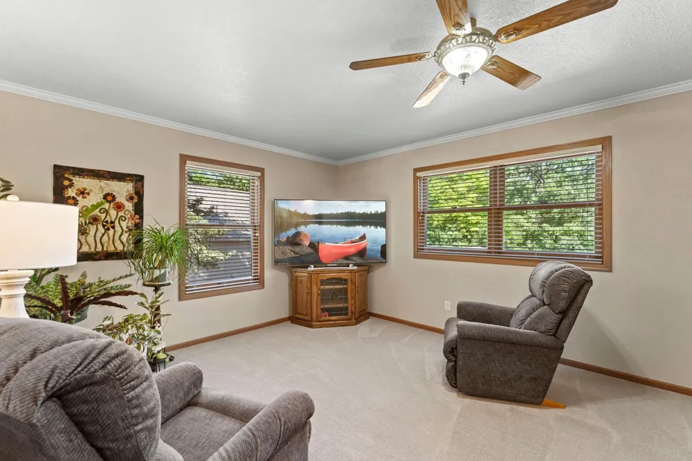 10022 Lake Mist Drive Pine City, MN 55030